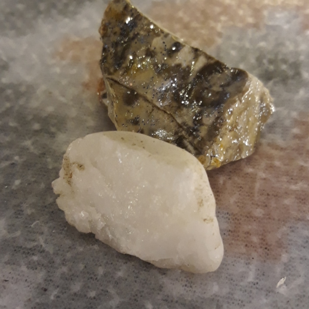 Rock bundle #6 - Picture 2 of 4